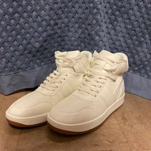 American Eagle white High Top Sneakers